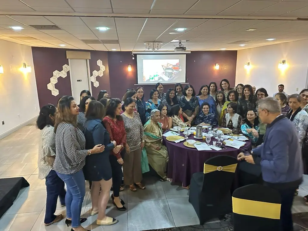 Volunteers helping community